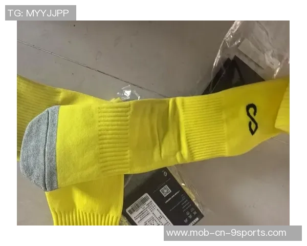 足球袜购买指南推荐你去哪里寻找优质足球袜的商店和网站